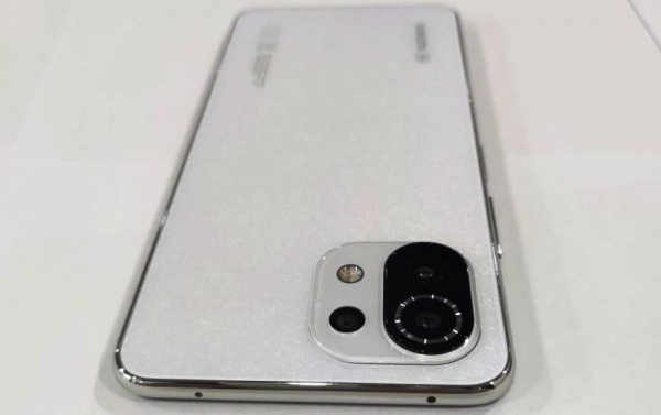 Xiaomi 11 Lite NE &mdash; создай свой стиль