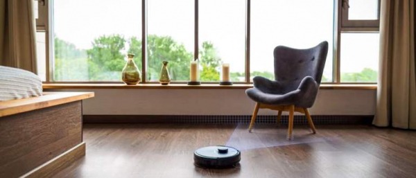 Сравнение роботов пылесосов iRobot Roomba 960 и Gutrend Echo 520